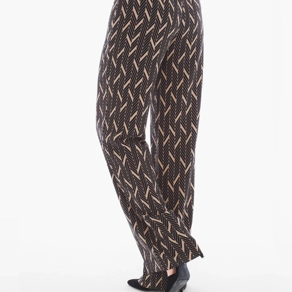 🌻 Chico's Drapey Elevated Mitre Print Wide Leg Pant Women's size 3(XL/16) Career - Picture 4 of 10
